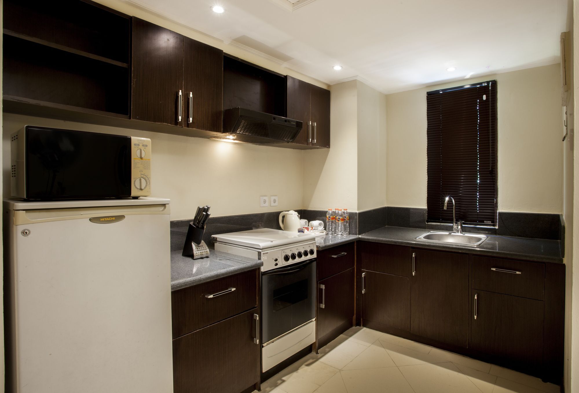 Mangsit Suites By Holiday Resort Lombok Екстериор снимка